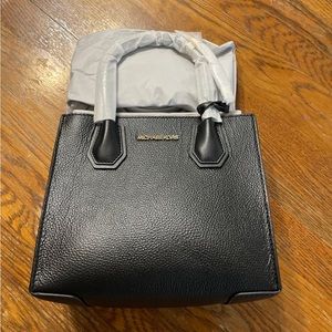 NWT Michael kors Mercer crossbody black leather